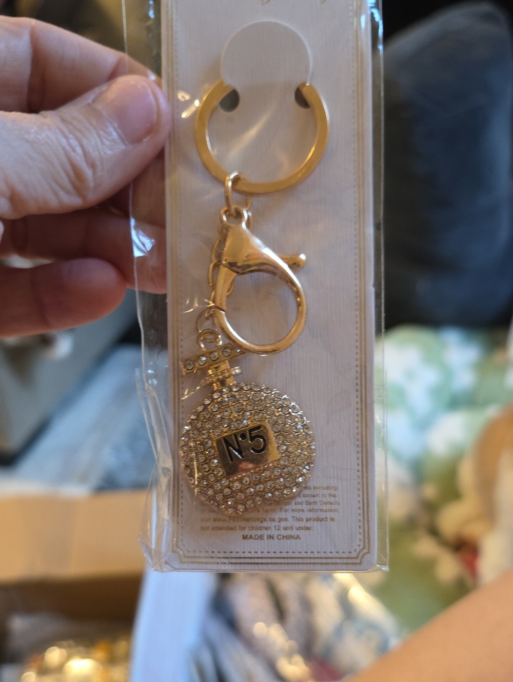 Gold Rhinestone Perfume Bottle Keychain - N°5 Charm